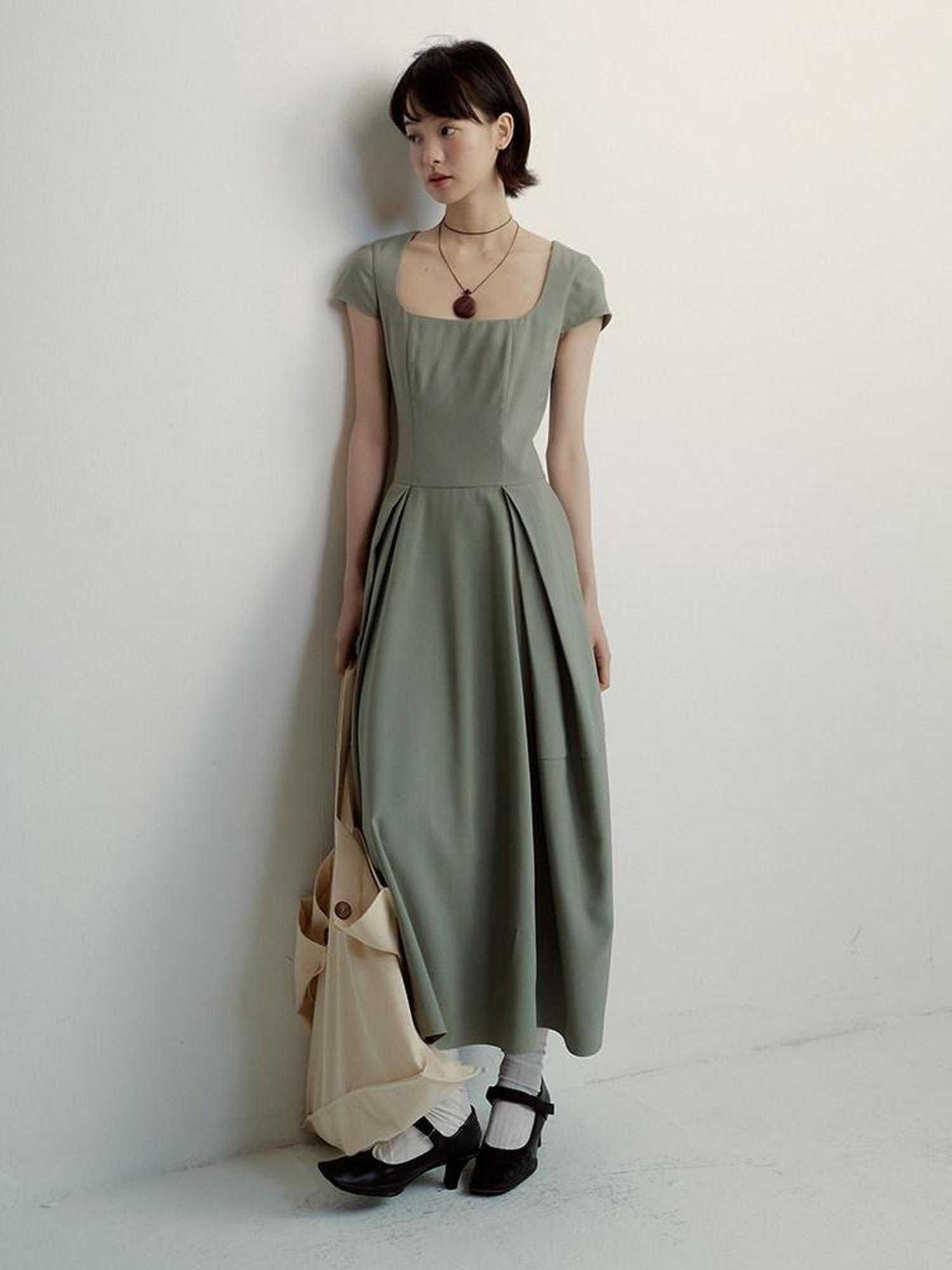 FUSSED Tea Color Hand Pleated Cocoon Square Neck Women&
