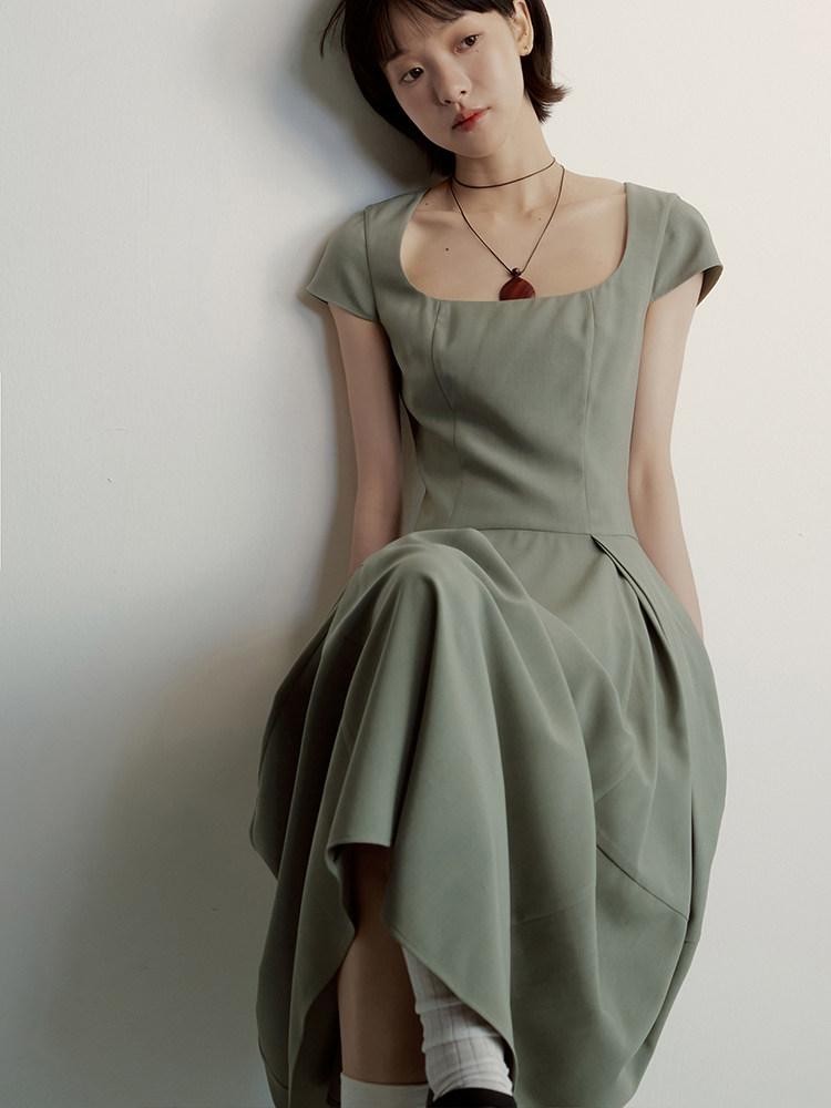 FUSSED Tea Color Hand Pleated Cocoon Square Neck Women&