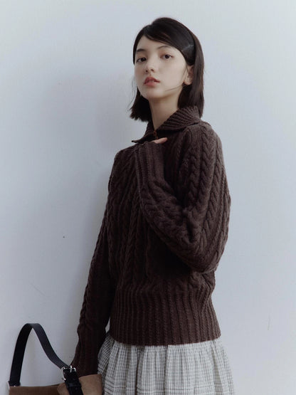 Textured Cable Knit Sweater In Hazelnut Brown