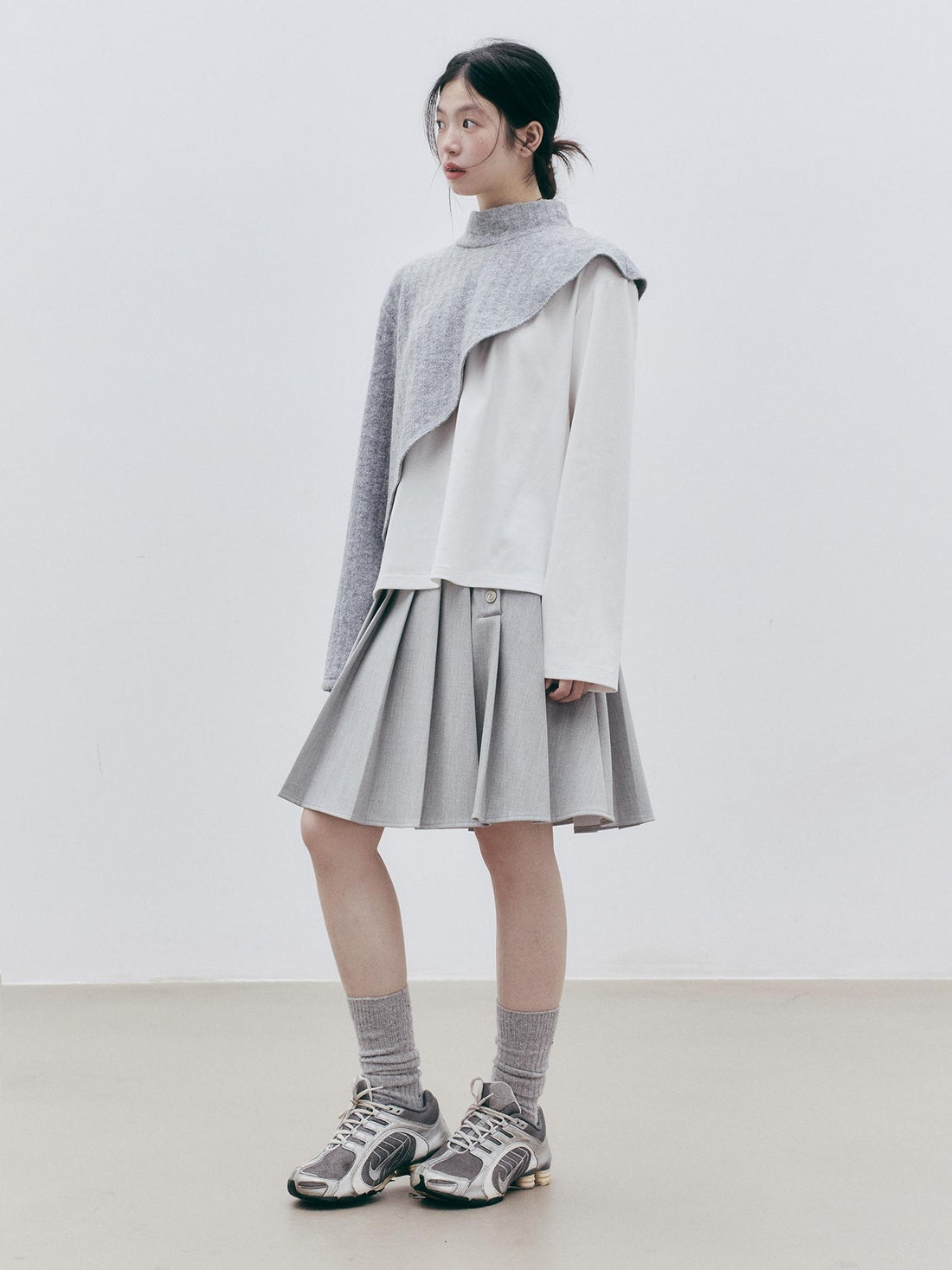 FUSSED Textured Color Block Knit Stand Collar Women&
