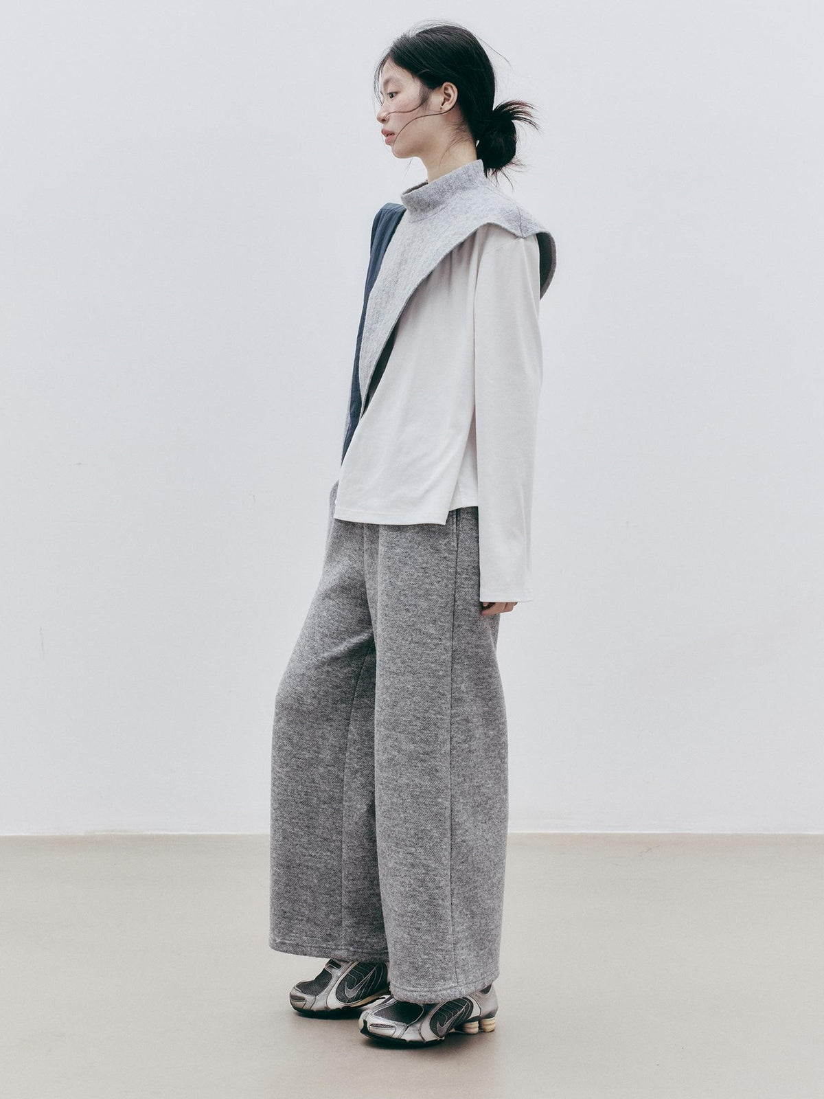 FUSSED Textured Color Block Knit Stand Collar Women&