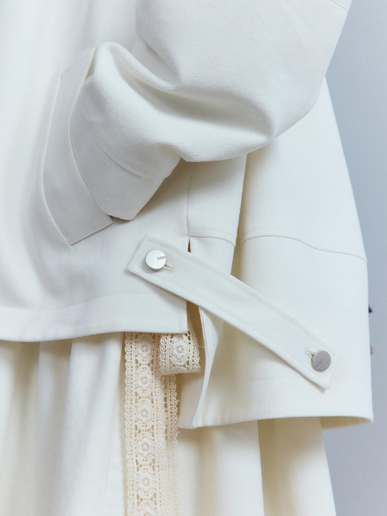 FUSSED Thick Oversized Utility Pocket Zip Casual Women Oatmeal White Jacket