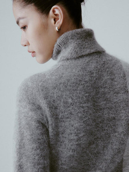 FUSSED Tranquil Gray Panelled Velvety Minimal Women&