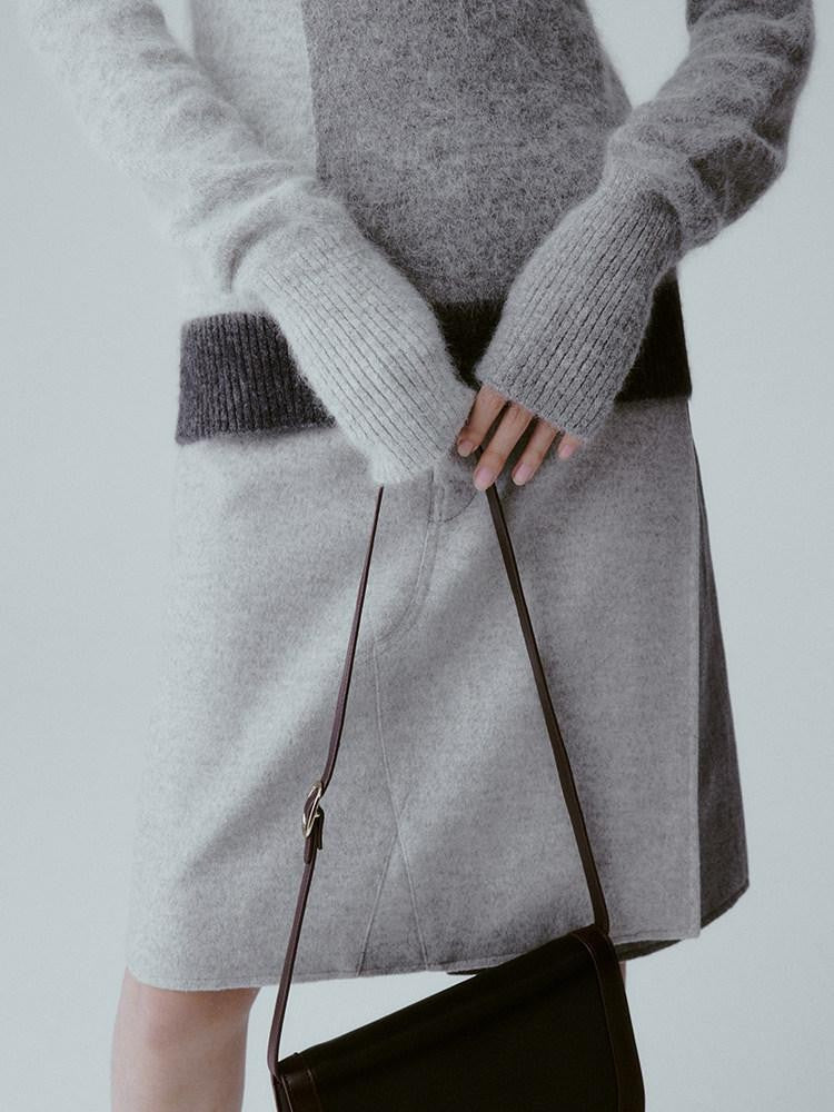 FUSSED Tranquil Gray Panelled Velvety Minimal Women&