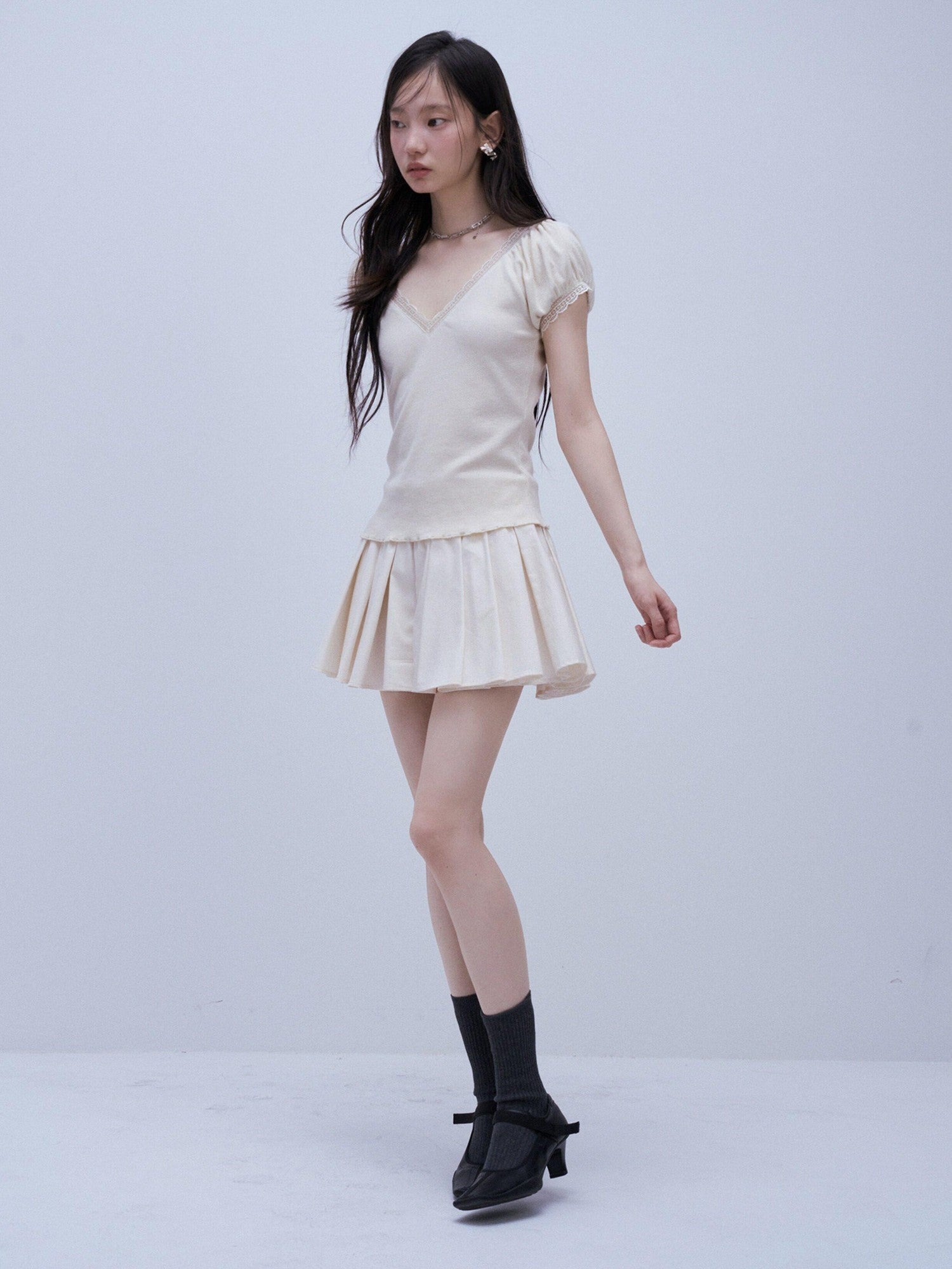 FUSSED Two Tone V-neck Puff Sleeve Patchwork Knit Women&