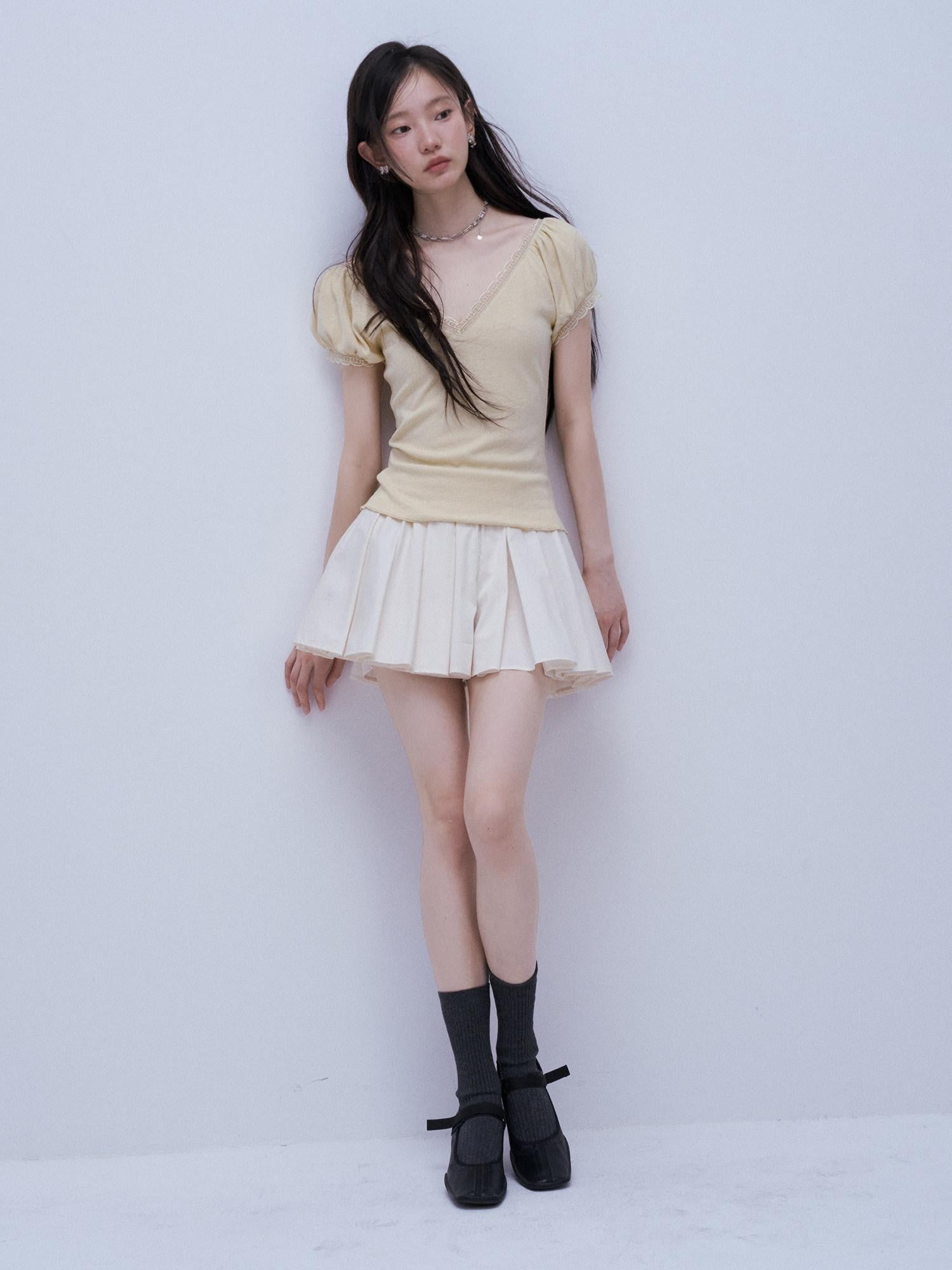 FUSSED Two Tone V-neck Puff Sleeve Patchwork Knit Women&
