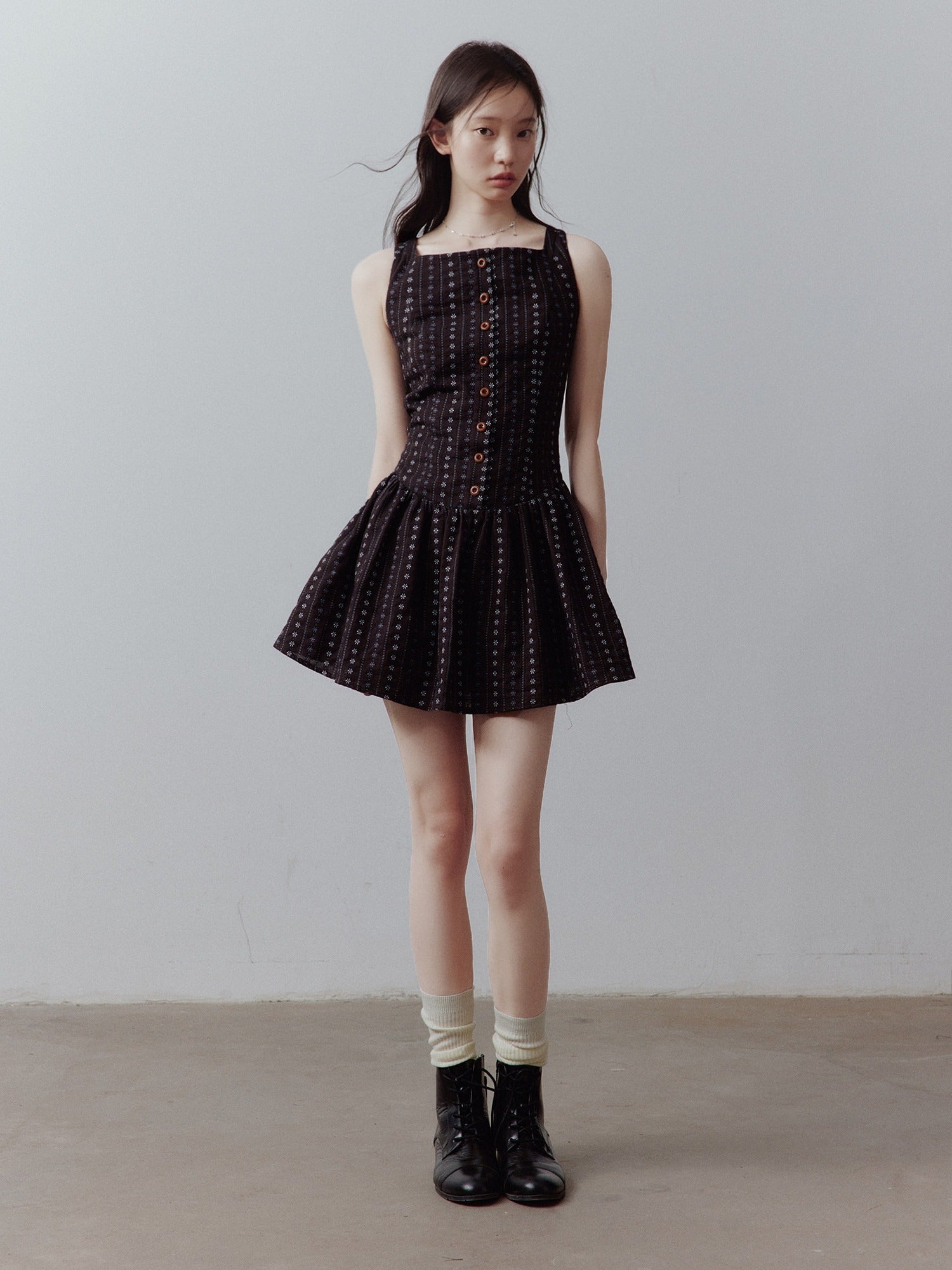 FUSSED_Vintage_Floral_Embroidered_Jacquard_Square_Neck_Women&