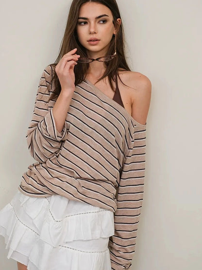 FU FRESH UP Asymmetric Shoulder Rayon Striped Tee
