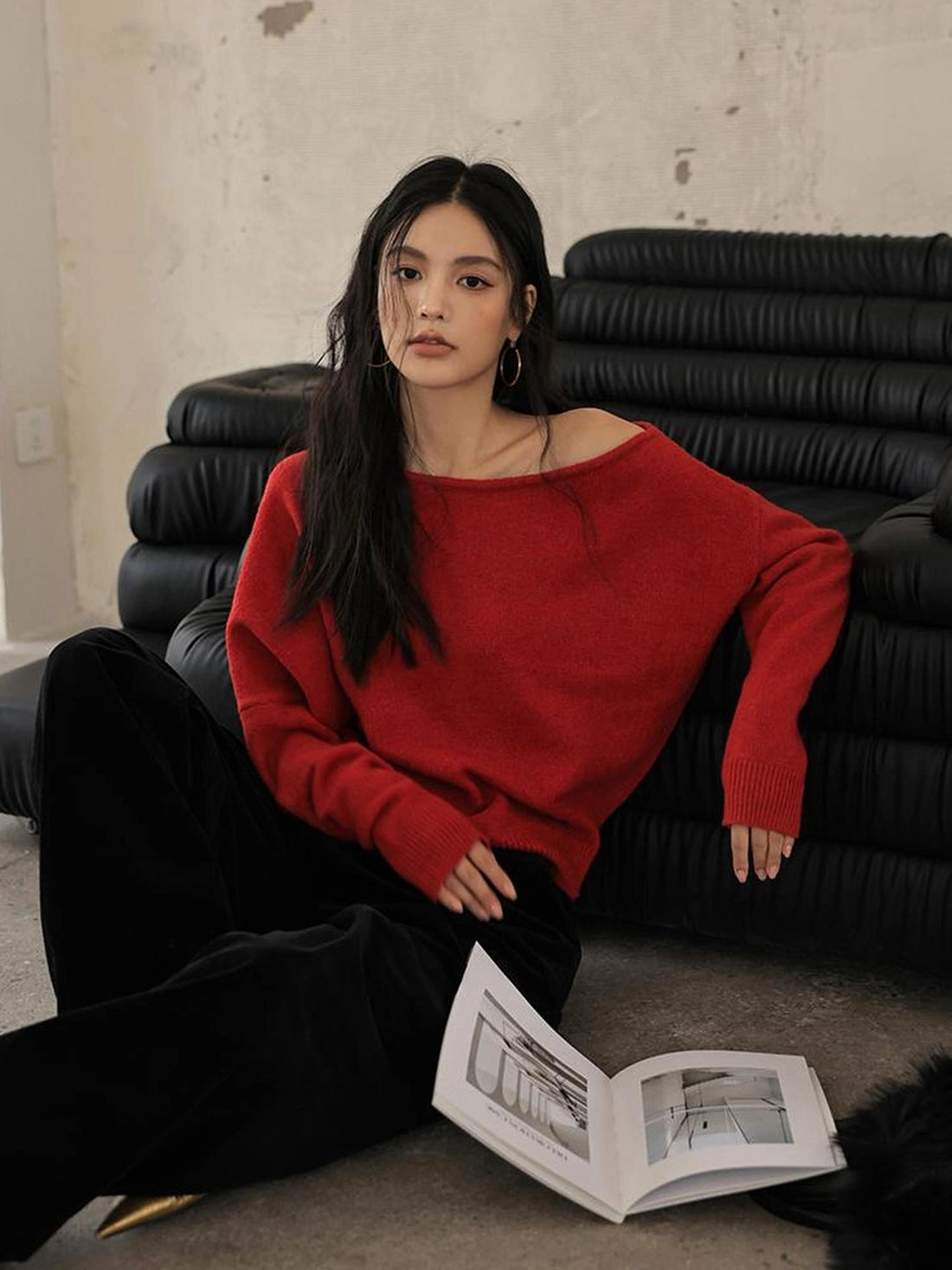 FU FRESH UP Asymmetric Wool Off Shoulder Sweater