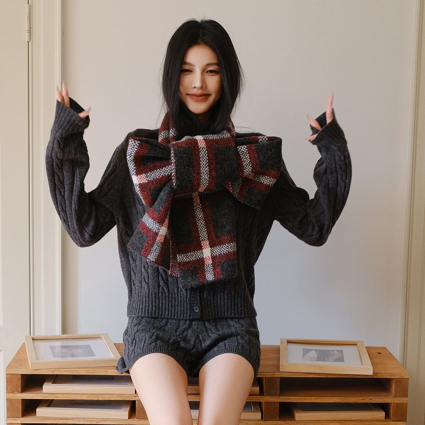 FU_FRESH_UP_Colorblock_Plaid_V-neck_Mid_Length_Knit_Women&