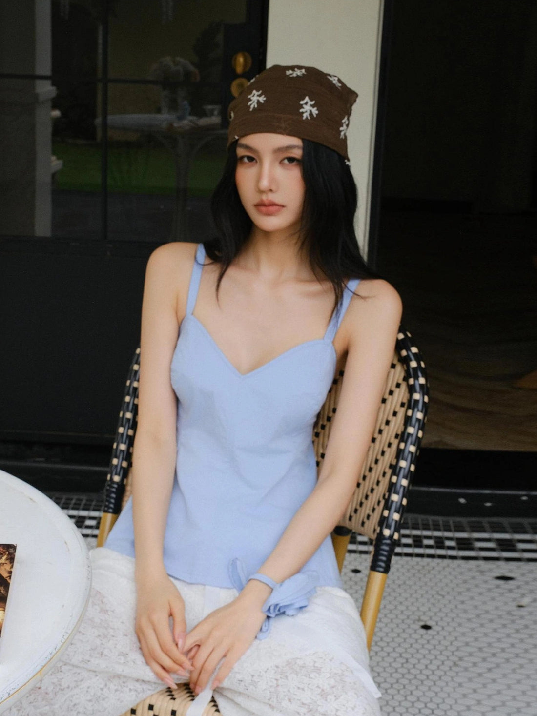 FU FRESH UP Floral Wave V-neck Crop Top