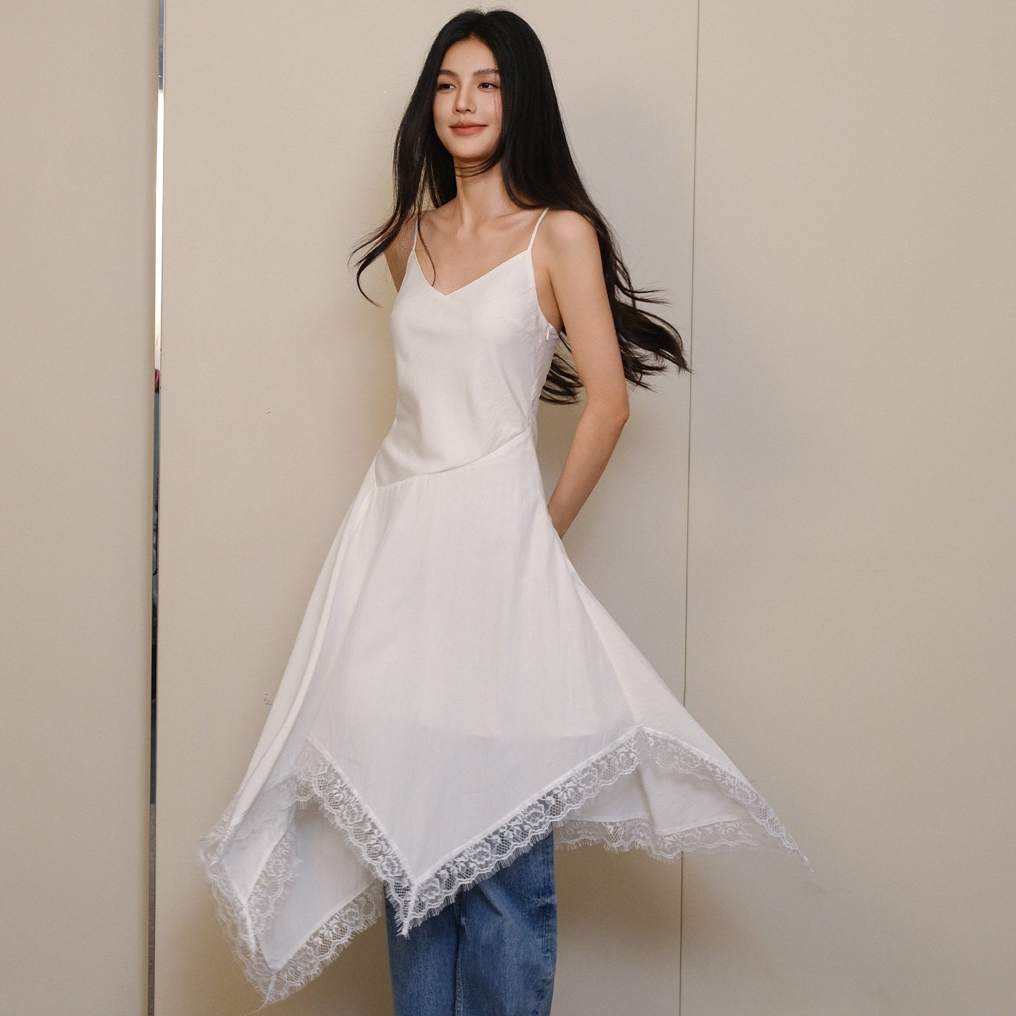 FU_FRESH_UP_French_Lace_Spliced_Irregular_Hem_Women&