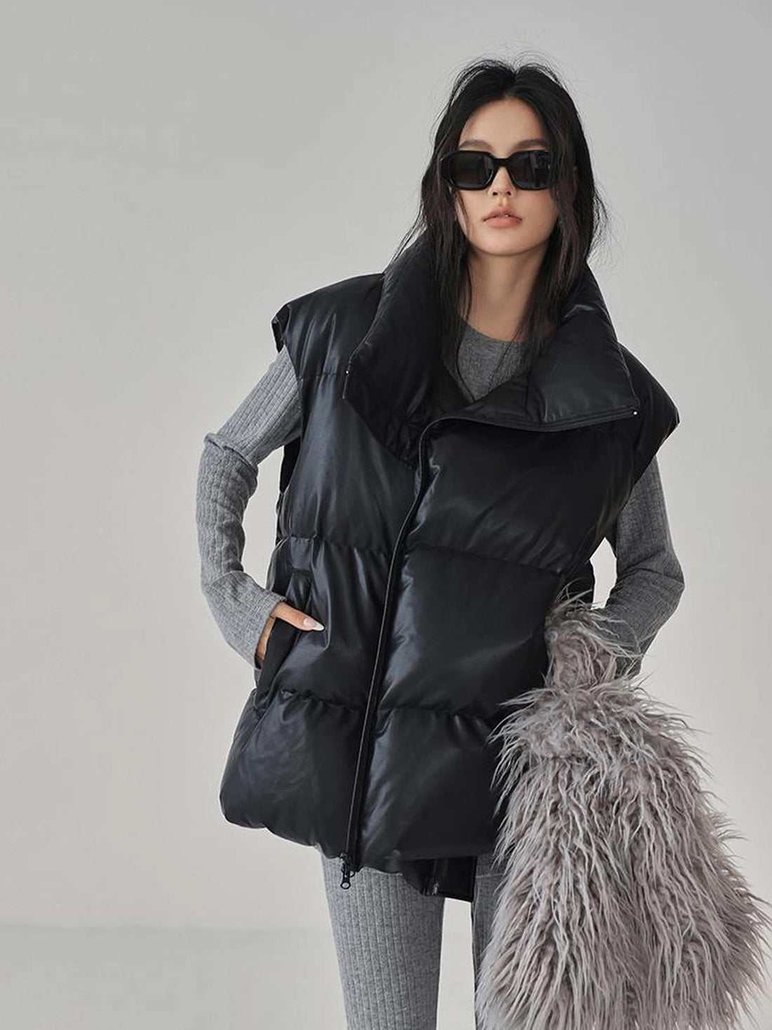 FU FRESH UP Lamb Leather Touch Down Vest V-neck T-shirt Long Sleeve