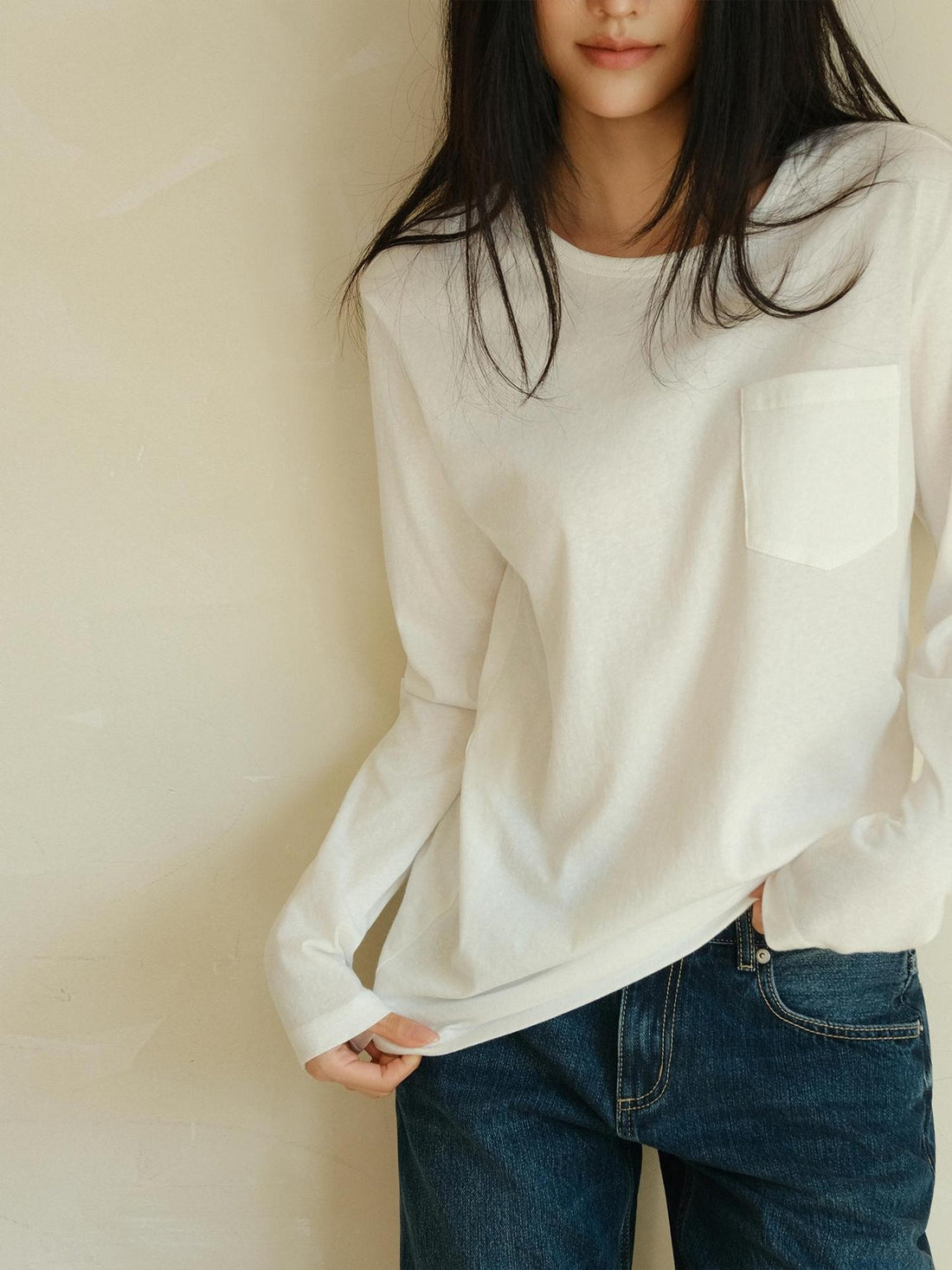 FU FRESH UP Minimalist Solid Crew Neck Loose Fit Women&