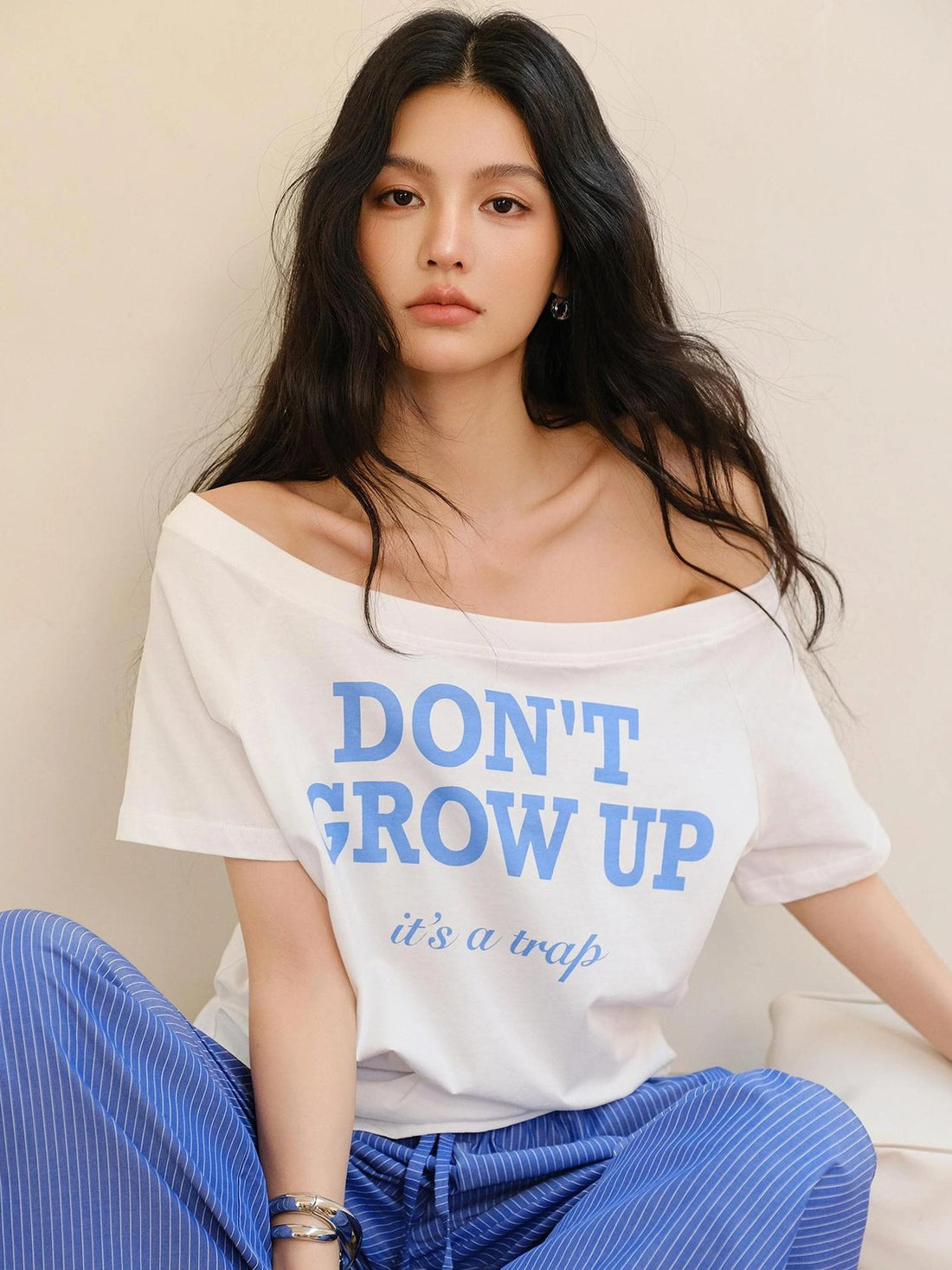 Off Shoulder Color Block Letter Print Tee