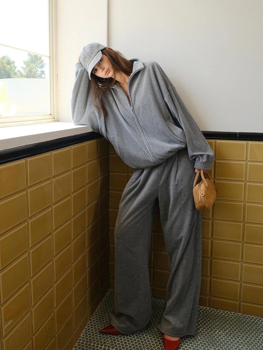 FU FRESH UP Relaxed Plush Fleece Hoodie Jogger Set