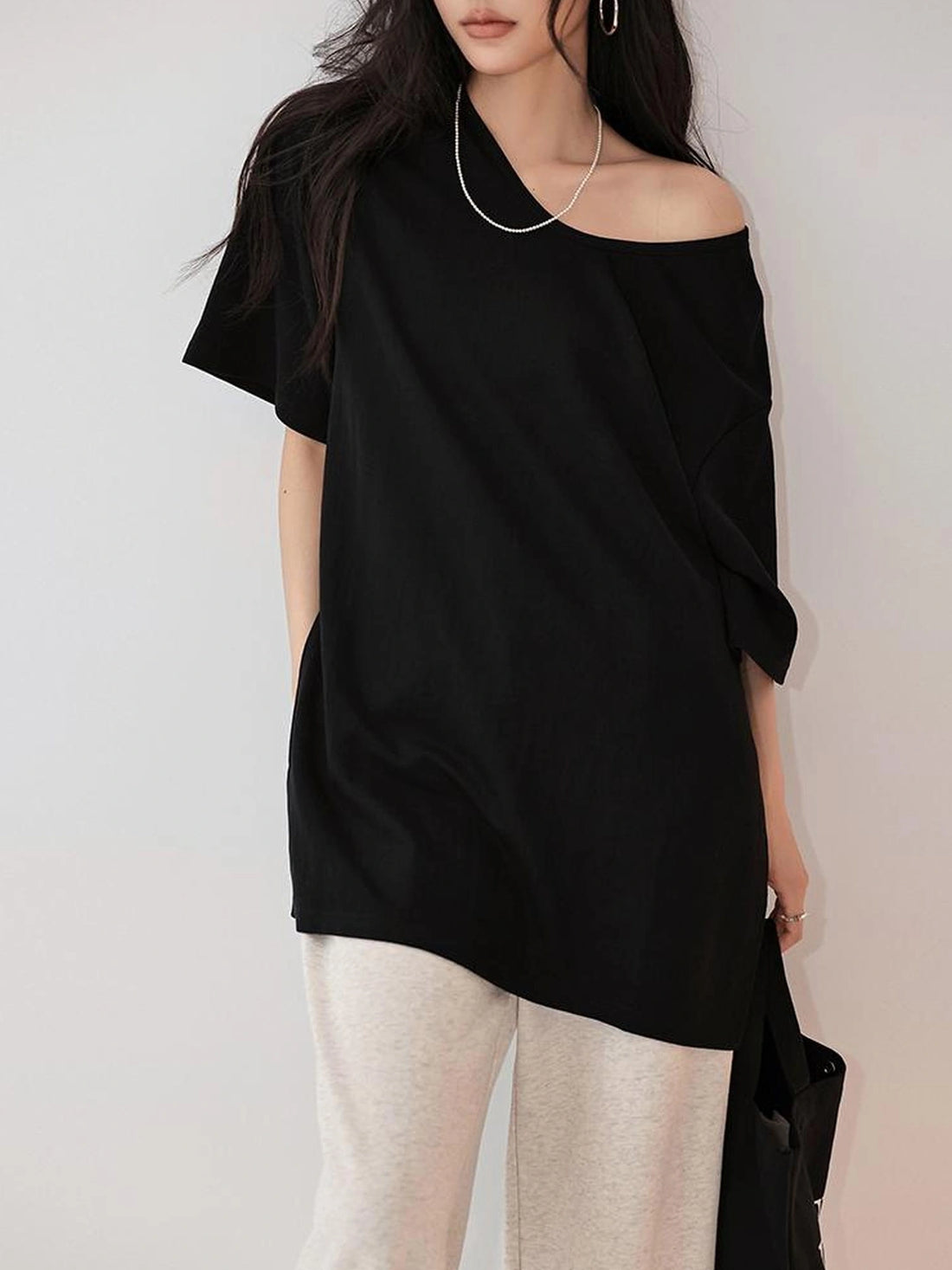 FU FRESH UP Relaxed U Neck Multi Way Tee