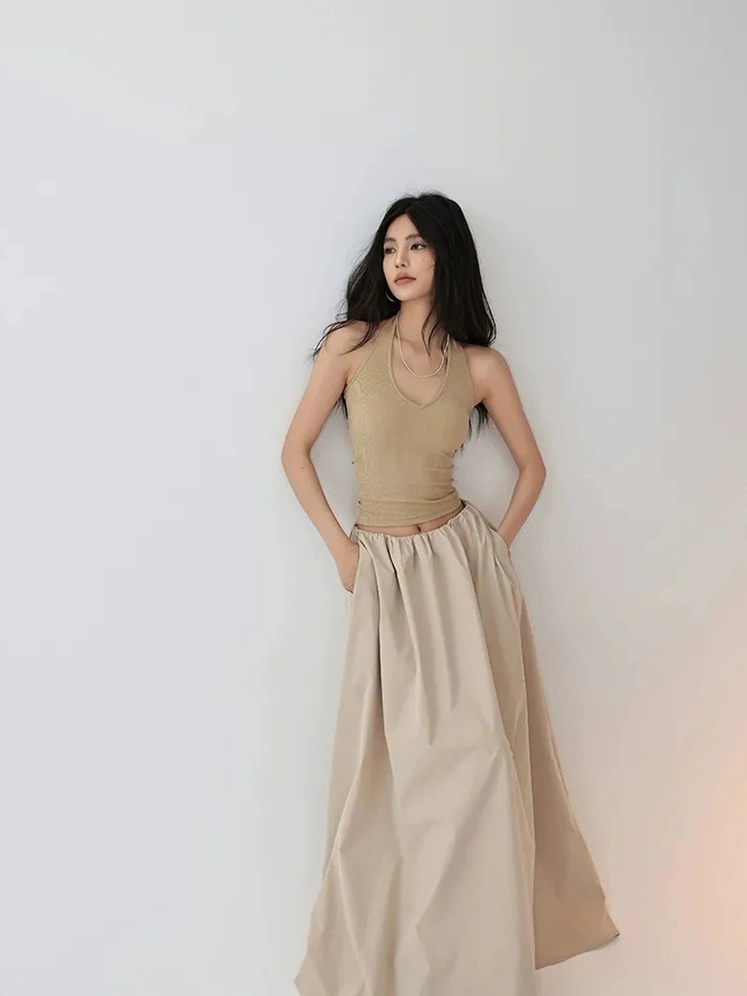 FU FRESH UP Sculptural Halter Neck Top