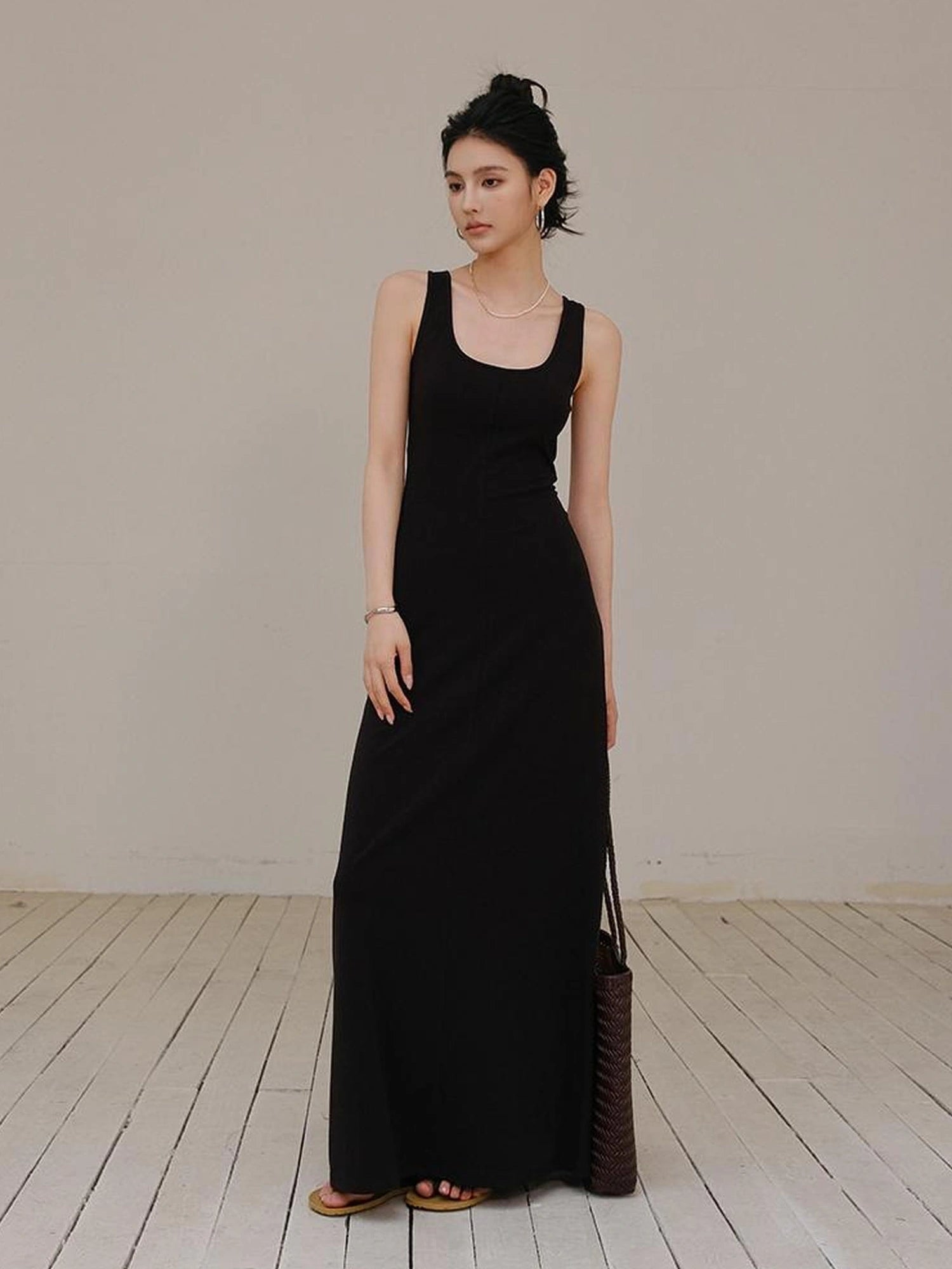 FU FRESH UP Slim U Neck Ribbed Slip Maxi Dress