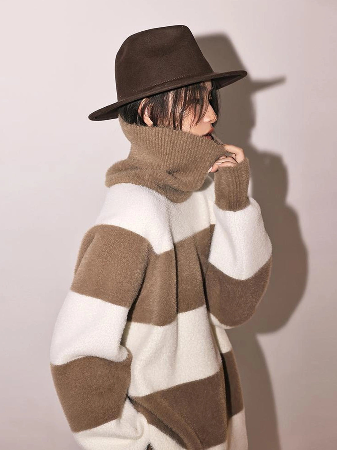 FU FRESH UP Soft High Neck Striped Sweater
