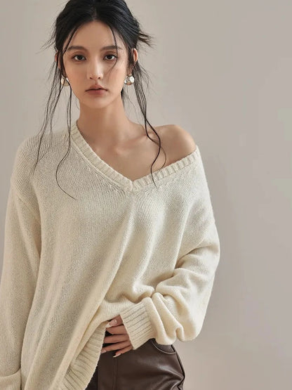 FU FRESH UP Soft V-neck Mohair Wool Blend Sweater