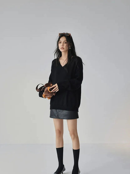 FU FRESH UP Soft V-neck Mohair Wool Blend Sweater