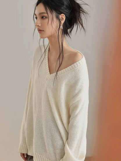 FU FRESH UP Soft V-neck Mohair Wool Blend Sweater