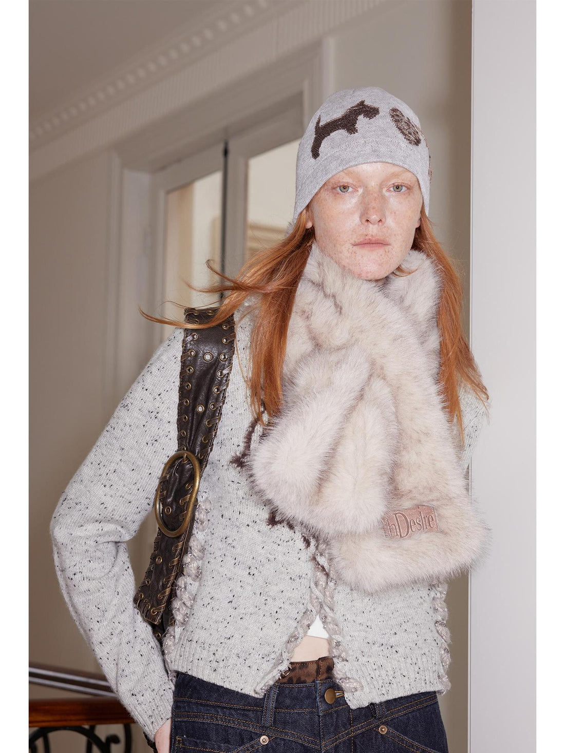 2th Desire Faux Fur Scarf Winter Warm Plush Two-Tone Tip Leather Label