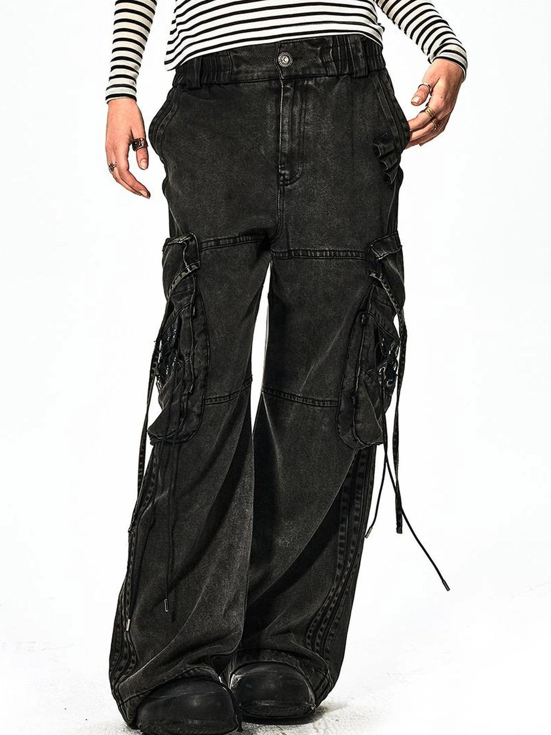 FayChui  Deconstructed Washed Cargo Jeans