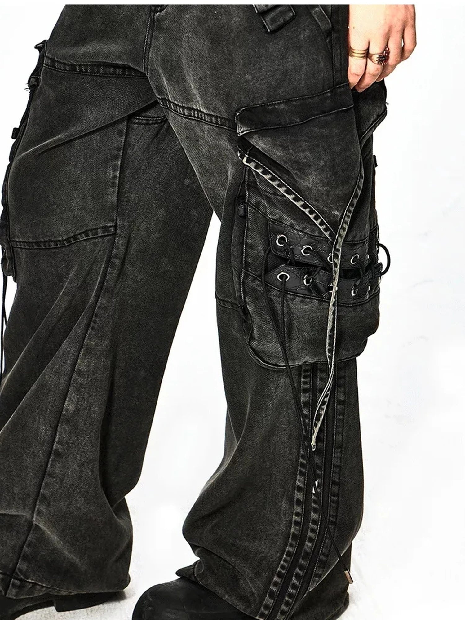 FayChui  Deconstructed Washed Cargo Jeans