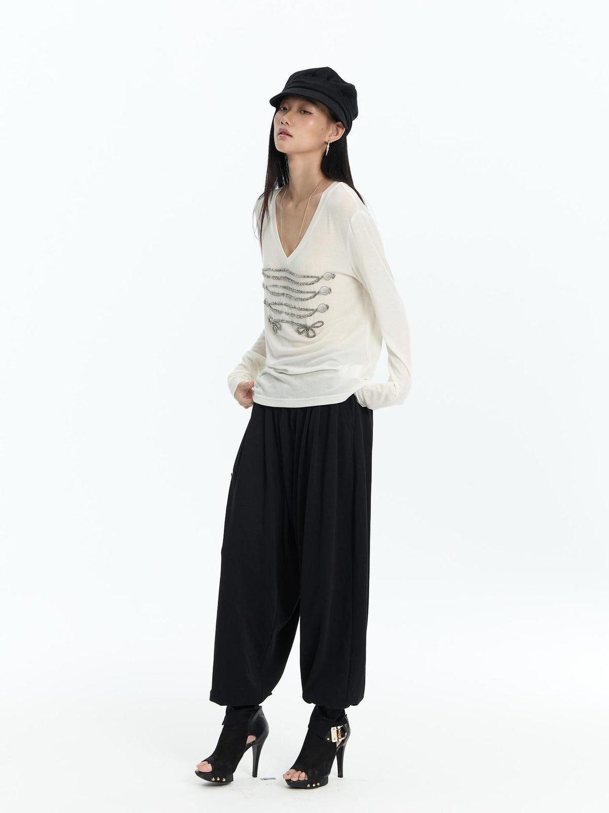 FayChui Embroidered Metal Detail Palace Style Low Waist Cotton Women&
