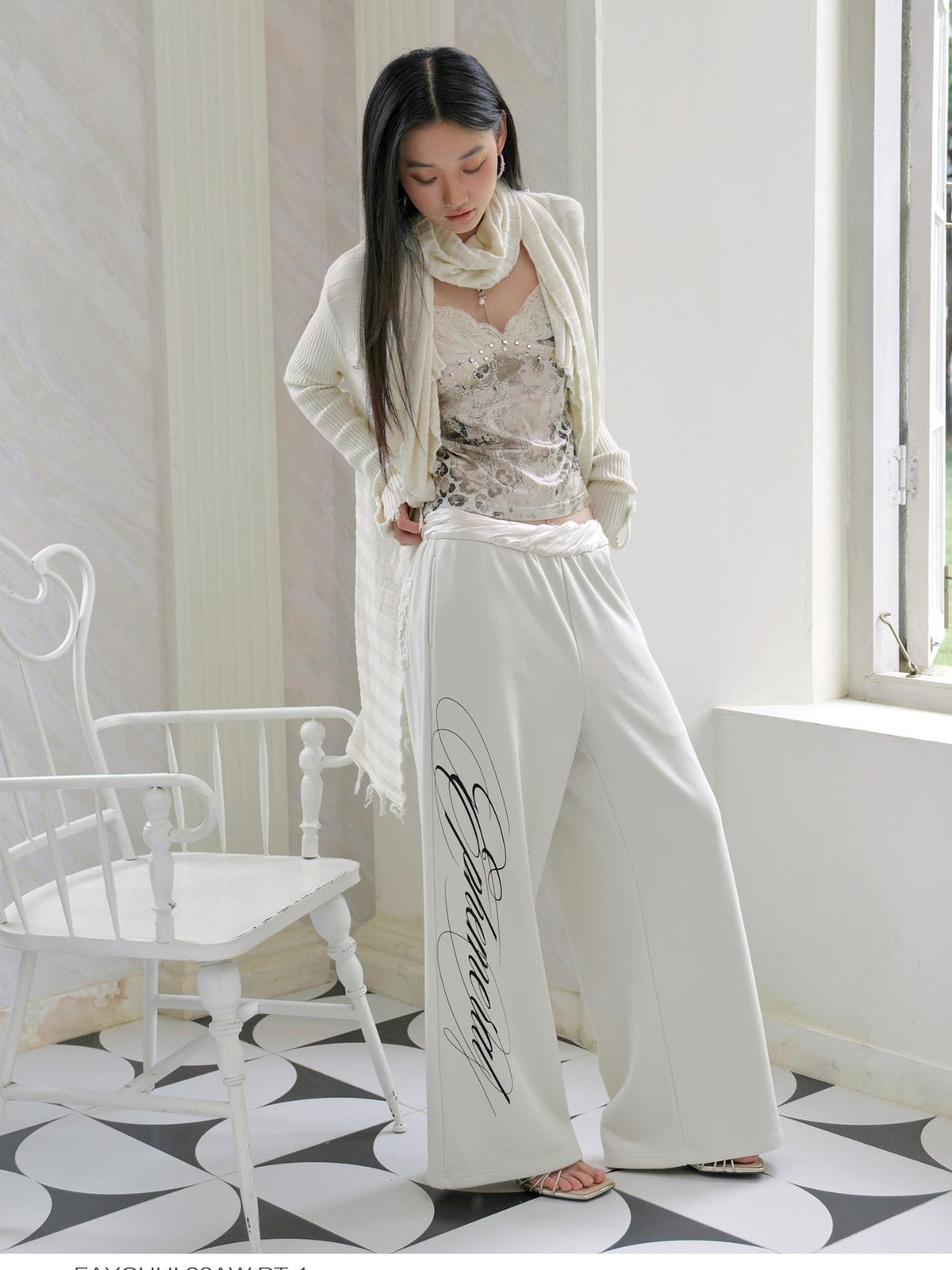 FayChui Fringed Knit Rectangular Solid Women&