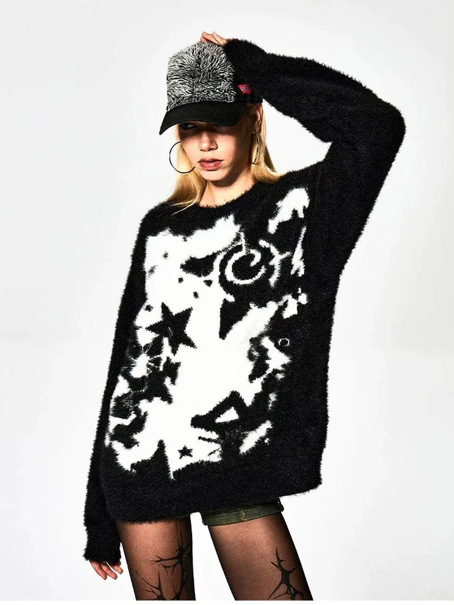 FayChui  Punk Print Oversized Starry Knit Sweater