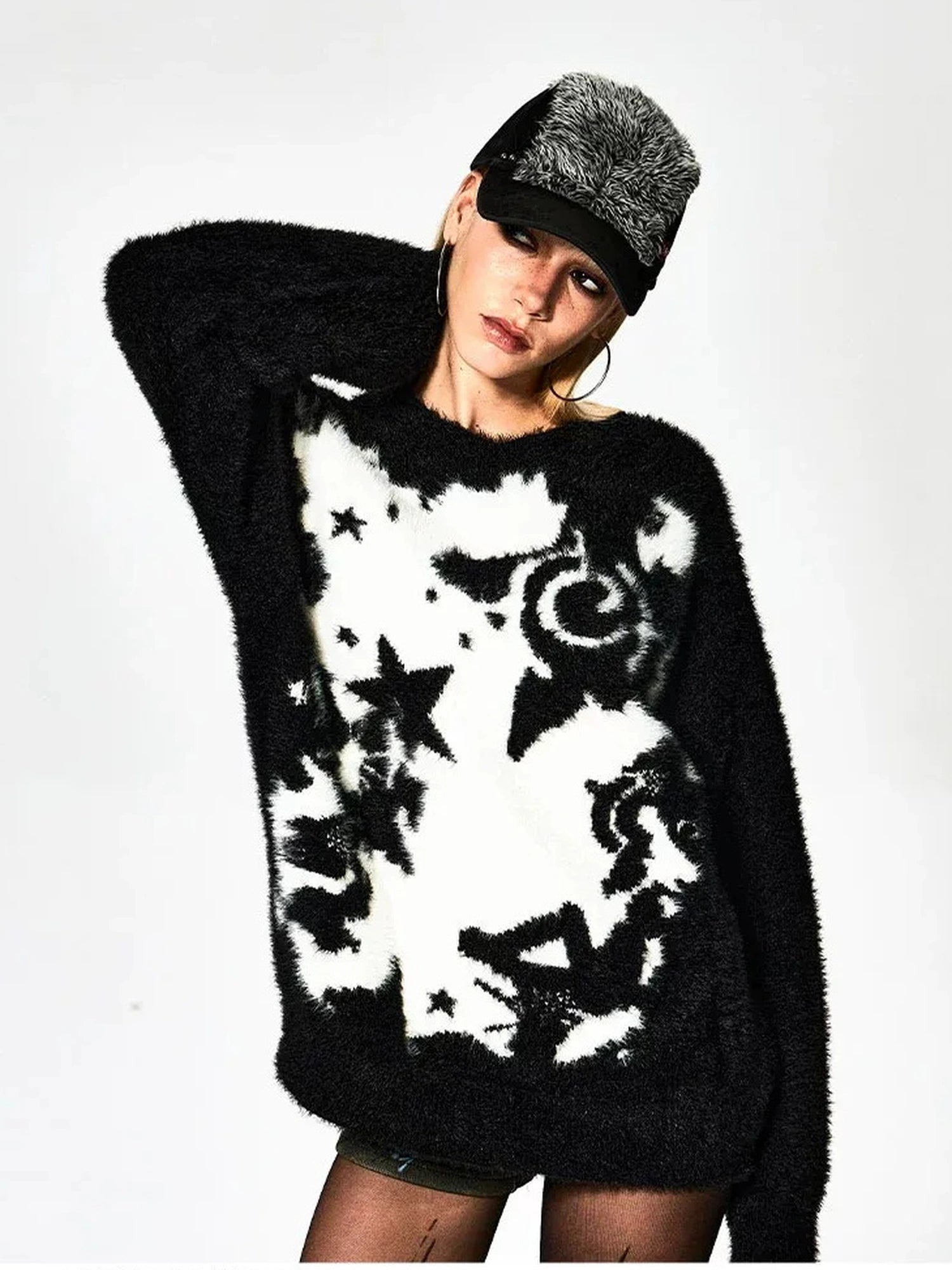 FayChui  Punk Print Oversized Starry Knit Sweater