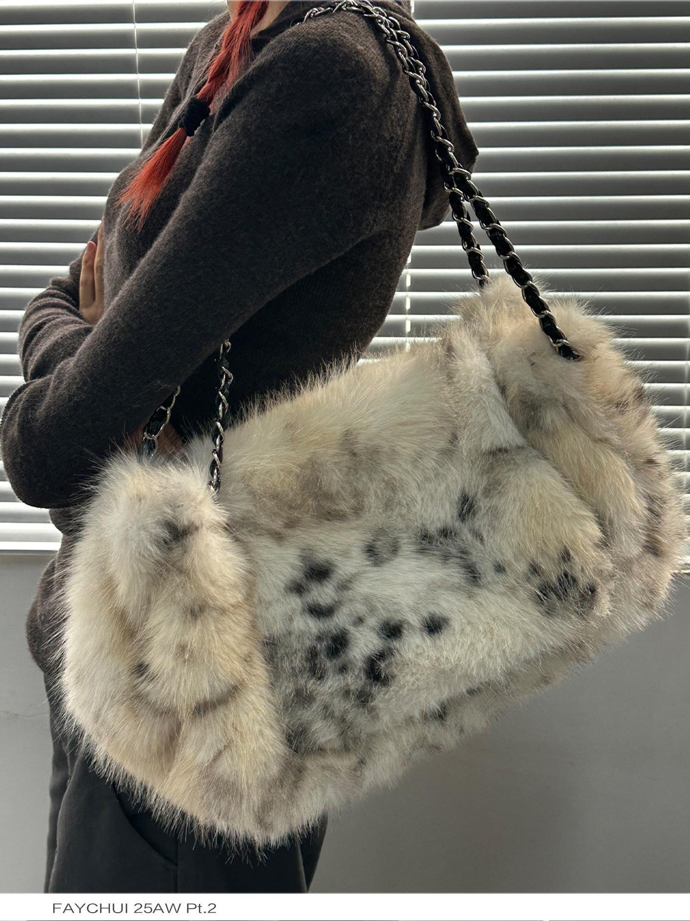 FayChui Snow Leopard Plush Square Box Chain Strap Women&