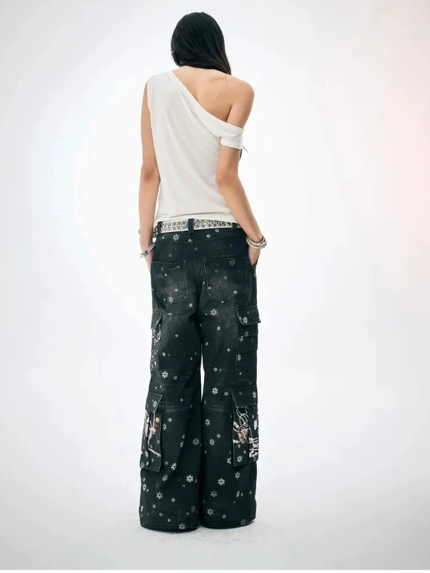 FayChui  Snowflake Print Wide Leg Cargo Pants