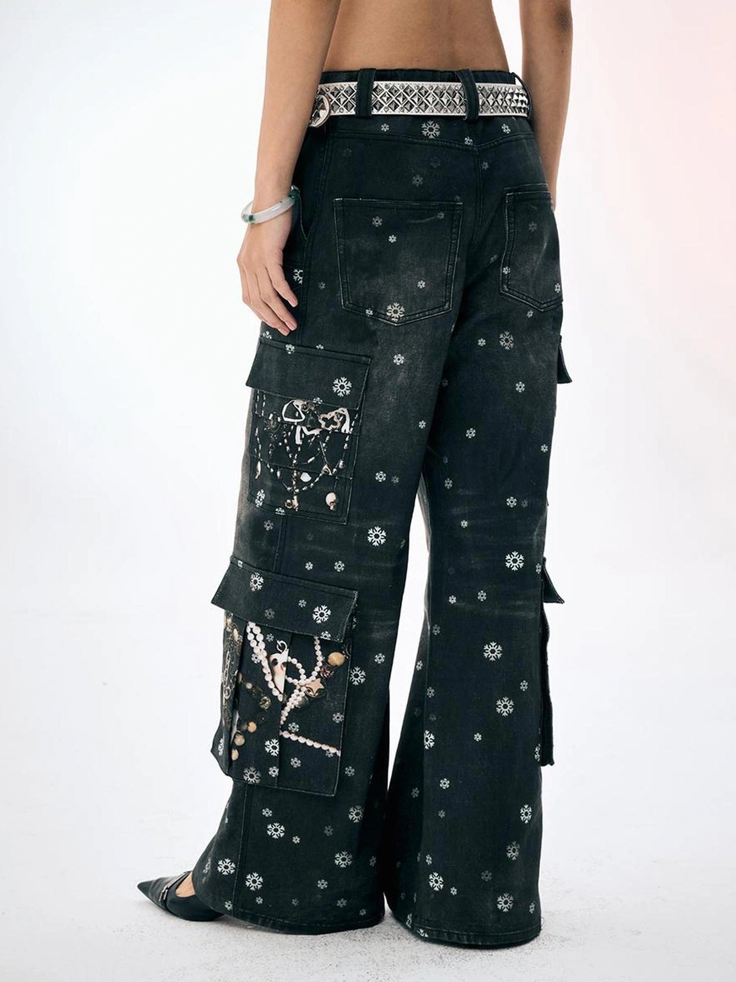 FayChui  Snowflake Print Wide Leg Cargo Pants