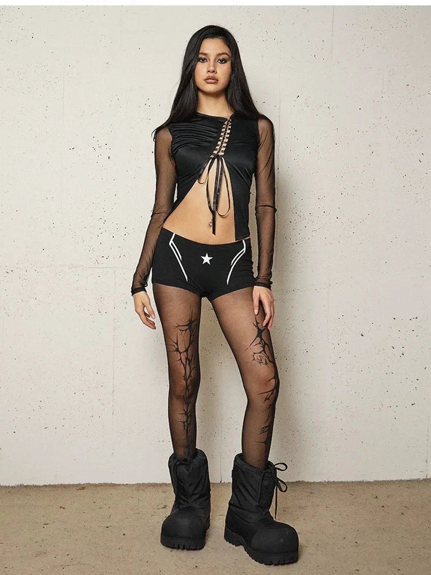 FayChui  Thorn Rose Patterned Mesh Tights