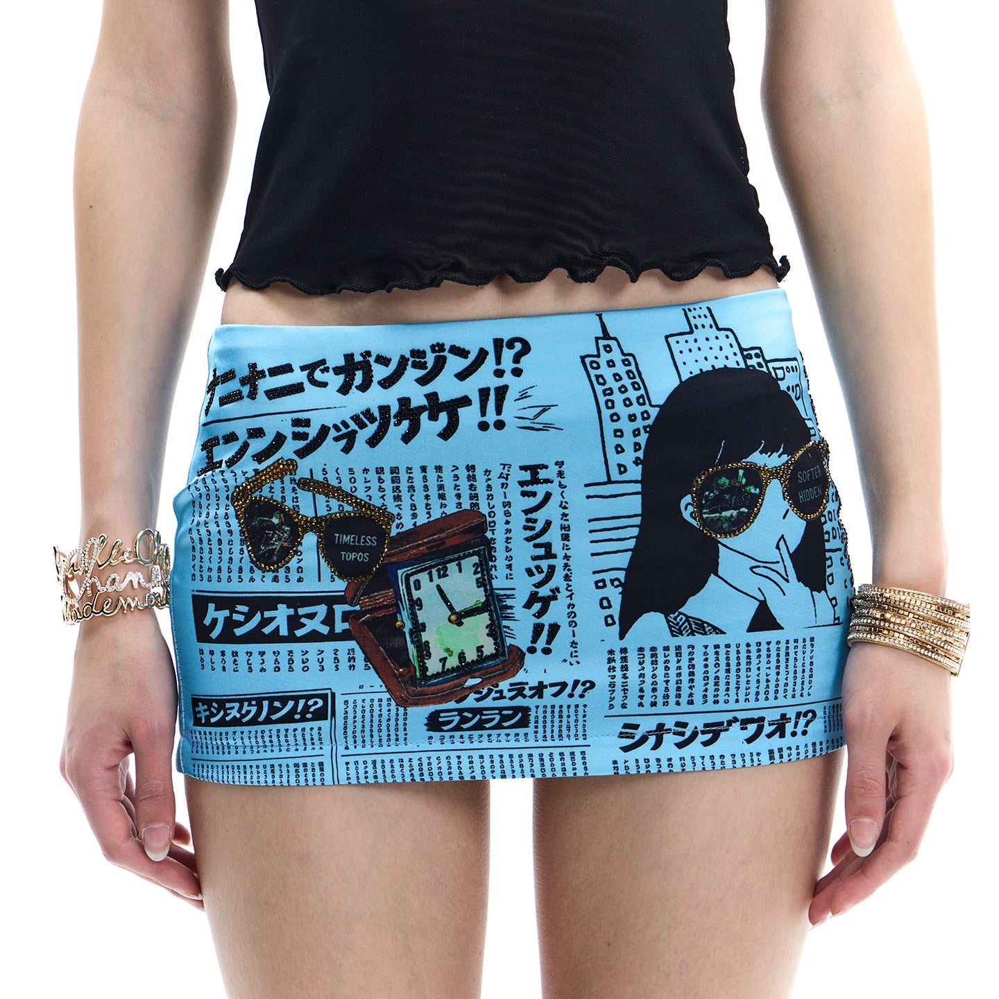 FayChui_Vintage_Comic_Print_Embroidered_Sequined_Women&