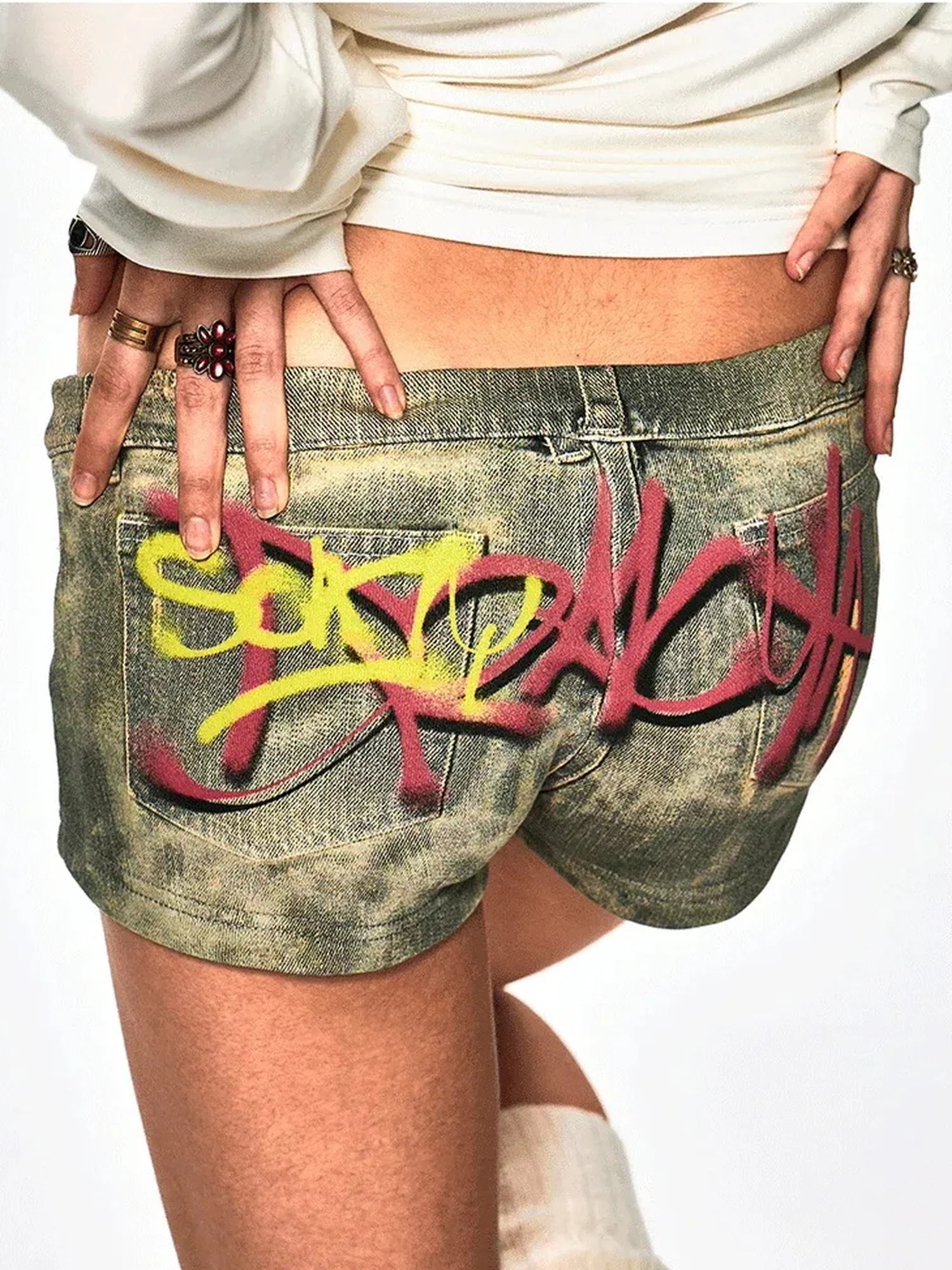 FayChui  Vintage Graffiti Print Low Rise Knit Shorts