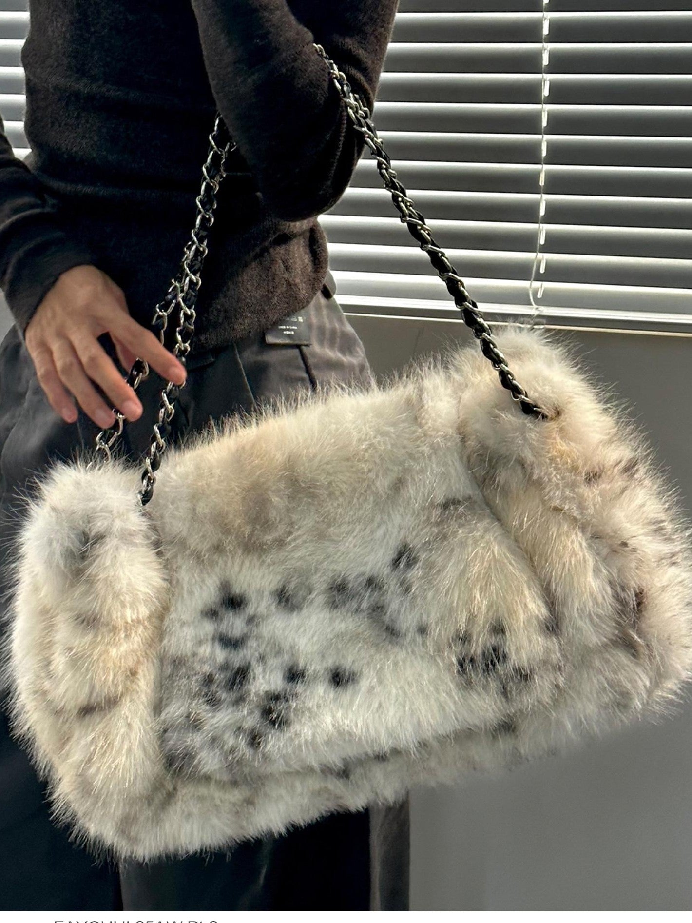 FayChui Vintage Leopard Plush Chain Box Women&