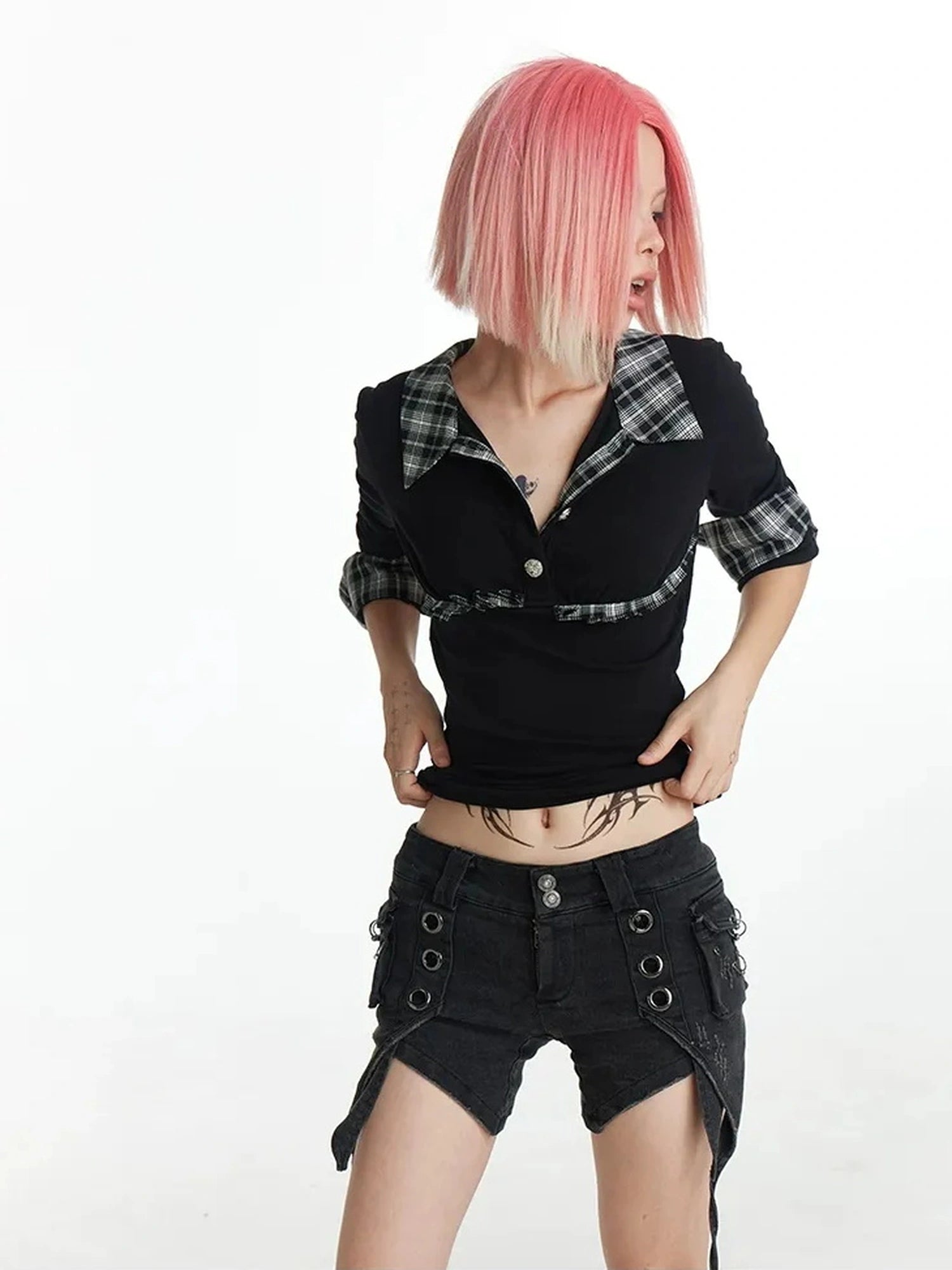 FayChui  Vintage Plaid Backless Fitted Shirt