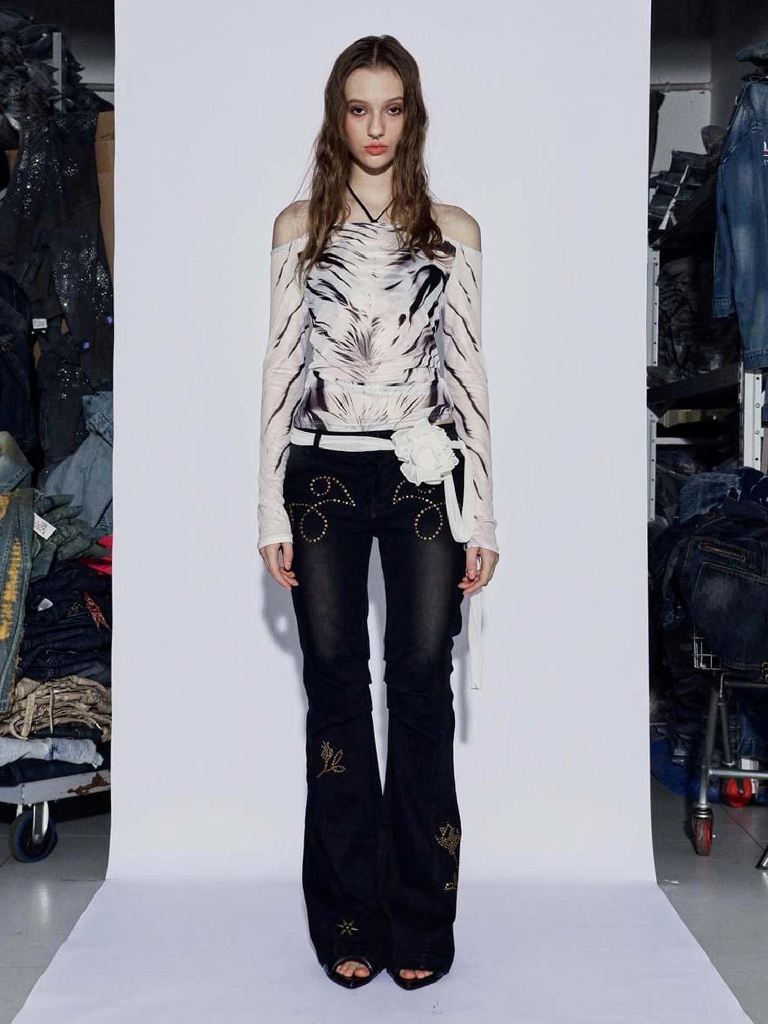 FayChui Vintage Rose Embroidered Flared Low Rise Jeans