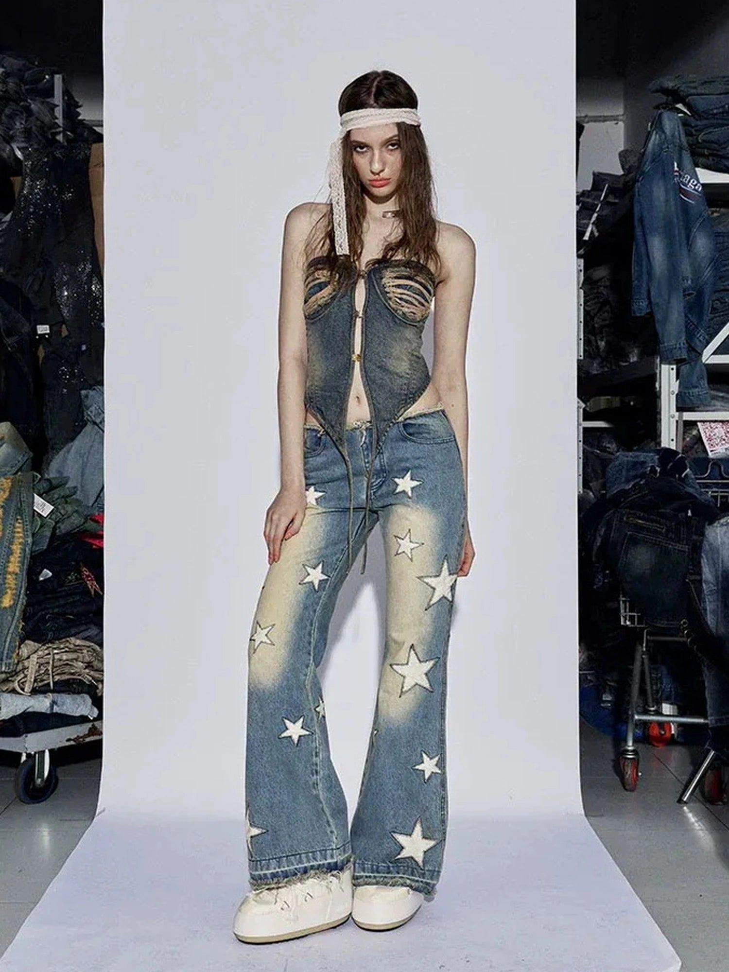 FayChui Vintage Star Embroidered Flared Low Rise Jeans