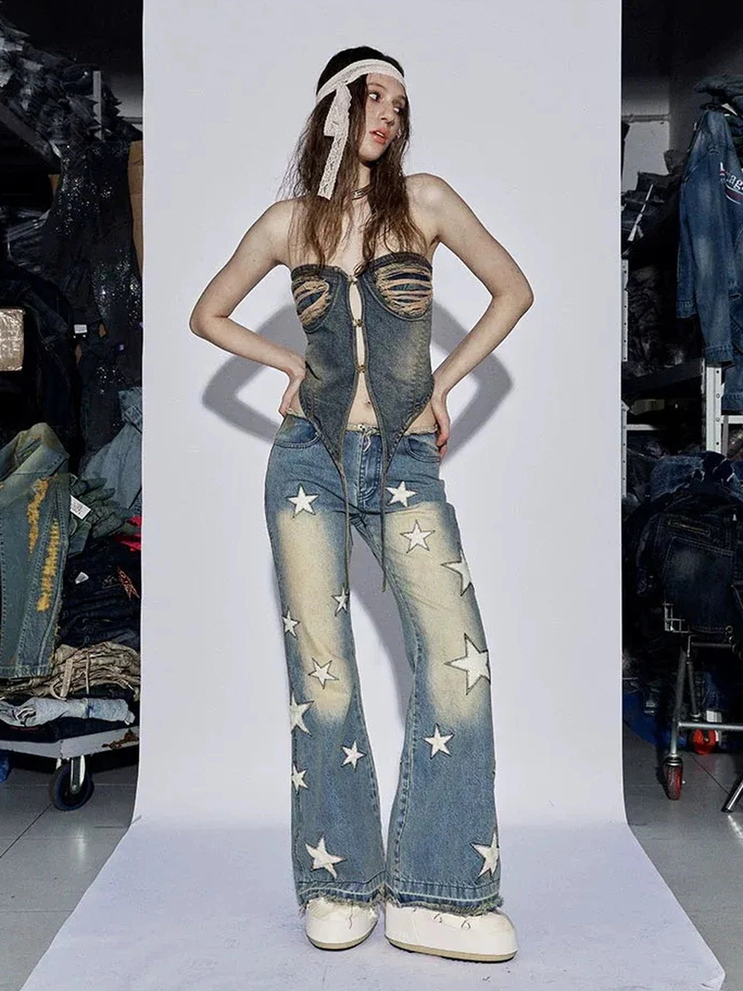 FayChui Vintage Star Embroidered Flared Low Rise Jeans