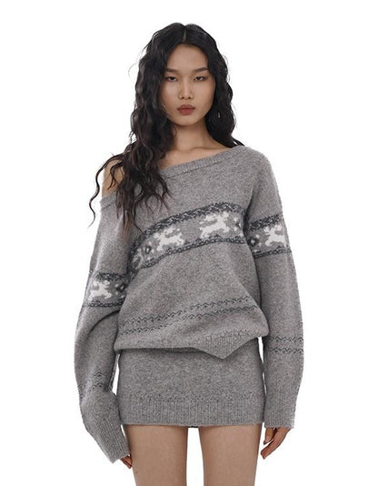 Festive Reindeer Jacquard Off-Shoulder Knit Sweater