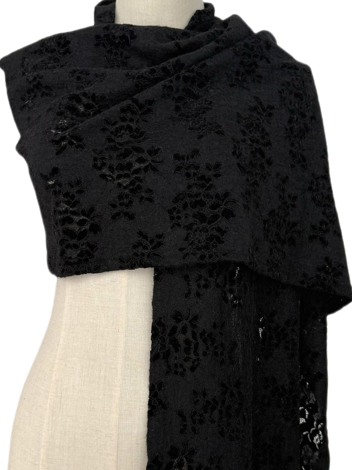 FinderMond FM Dark Detachable Embroidered Asymmetric Cape Women&