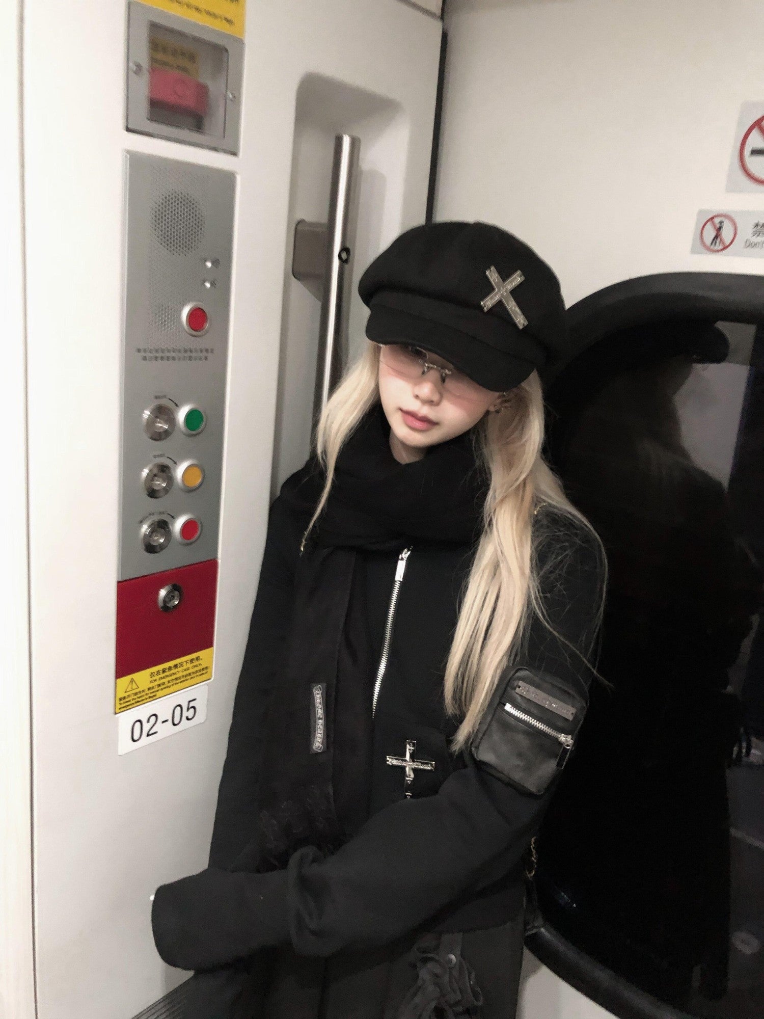 FinderMond FM Dark Gothic Metallic Cross Hooded Sweatshirt And Pants Women&