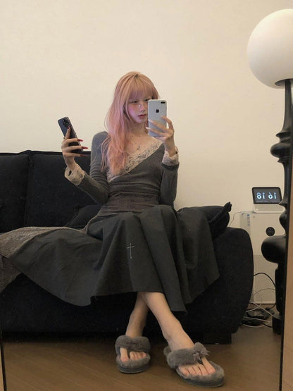 FinderMond FM Misty Gray Pink Lace Slim Fit Neck Strap Women&