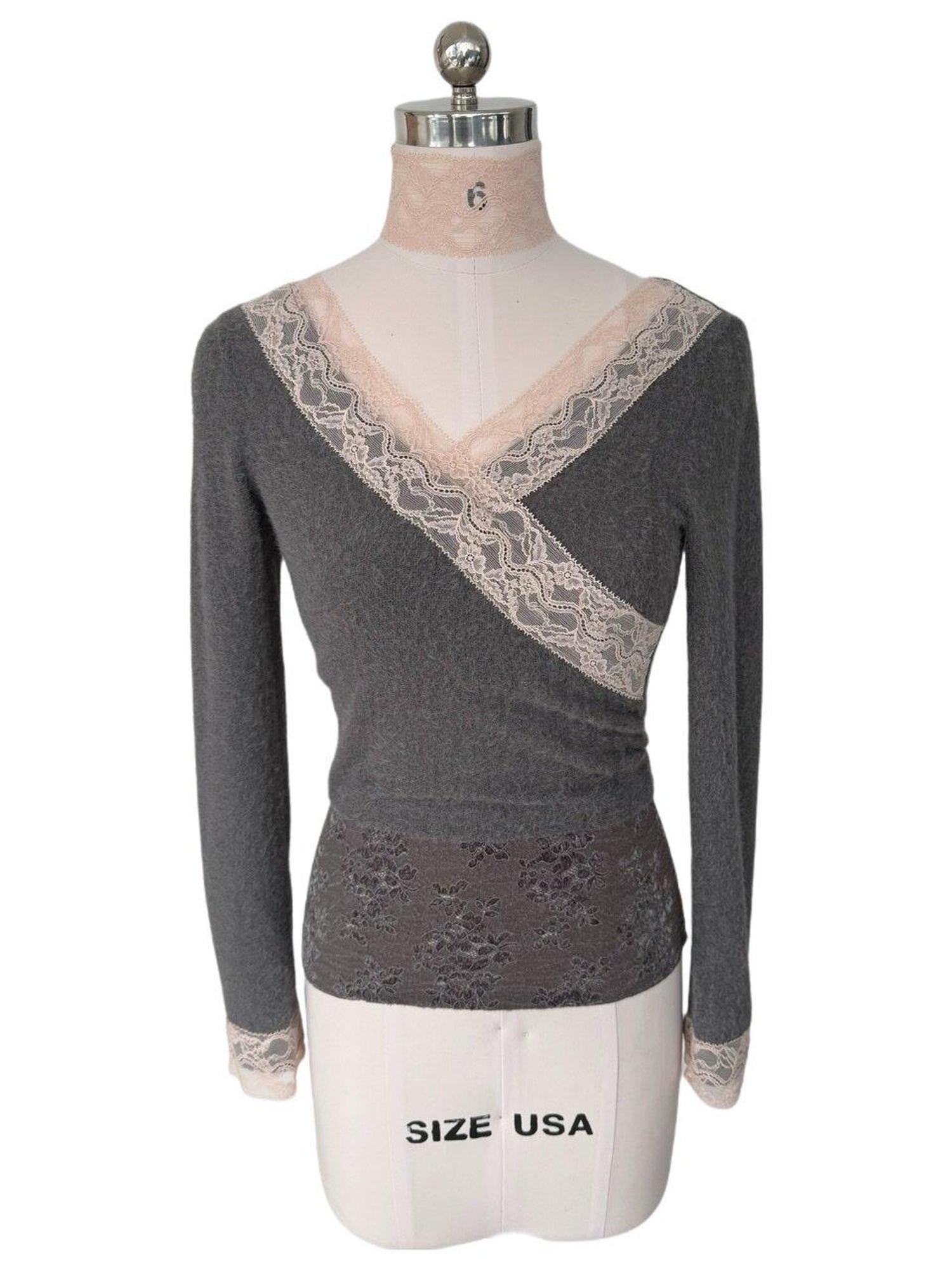 FinderMond FM Misty Gray Pink Lace Slim Fit Neck Strap Women&